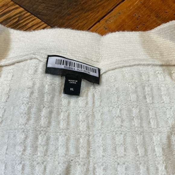 Express Textured Puff Sleeve Cardigan with Bow Detail Cream Size XL - Picture 4 of 6